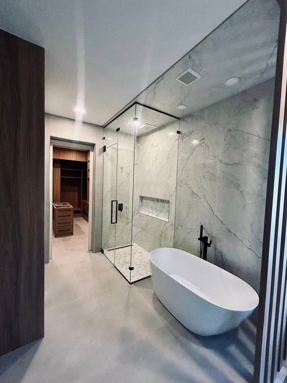 Frameless Showers